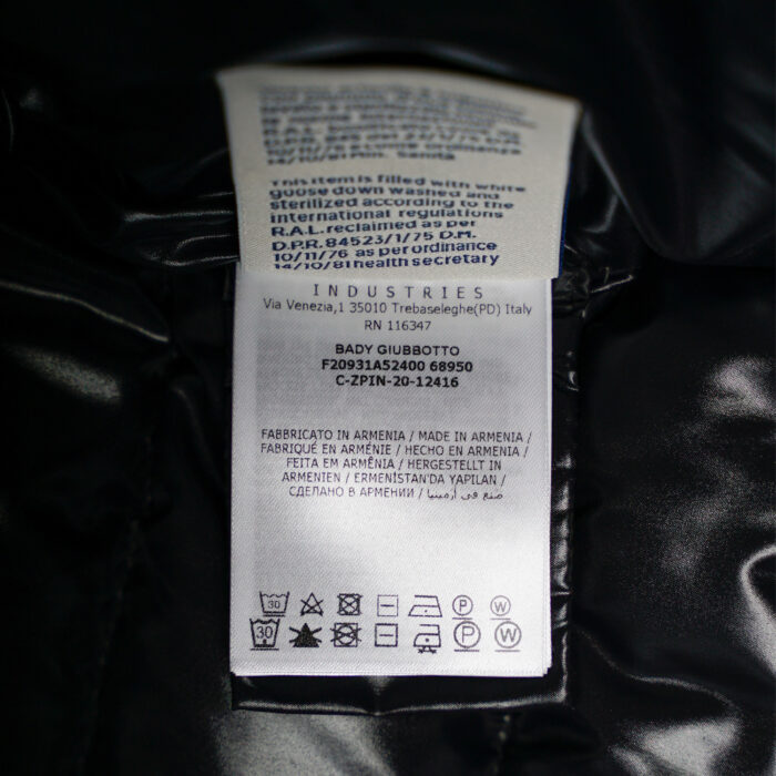 Moncler-Bady-Black-8.jpg Moncler-Bady-Black-8.jpg