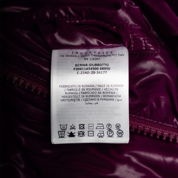 Moncler-Ecrins-Purple-Plum-9.jpg Moncler-Ecrins-Purple-Plum-9.jpg