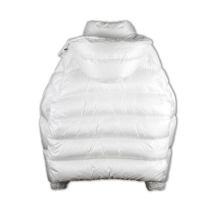 Moncler-Maya-70th-Anniversary-2.jpg Moncler-Maya-70th-Anniversary-2.jpg