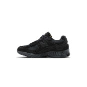 New-Balance-Protection-Pack-Black-Phantom-4.jpg