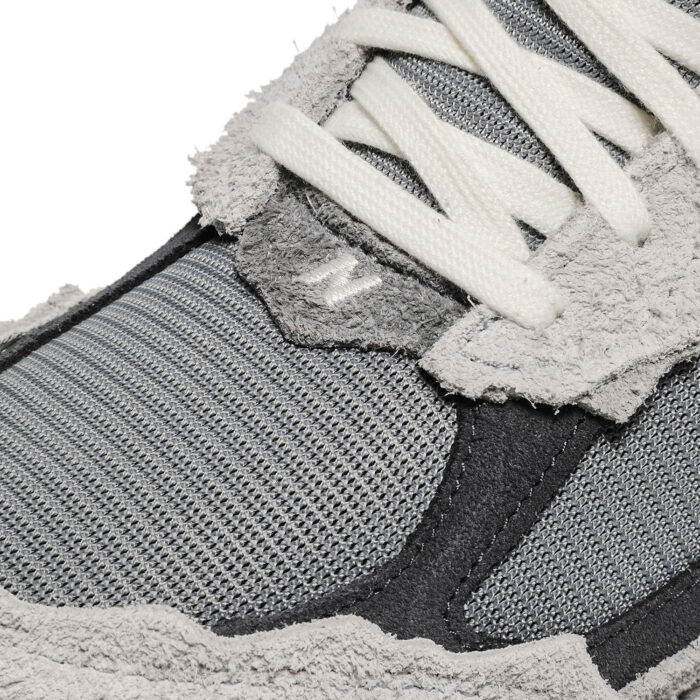 New-Balance-Protection-Pack-Rain-Cloud-5.jpg New-Balance-Protection-Pack-Rain-Cloud-5.jpg