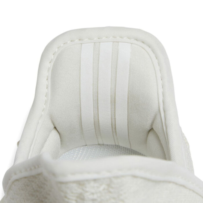 Yeezy-350-V2-Bone-6.jpg Yeezy-350-V2-Bone-6.jpg